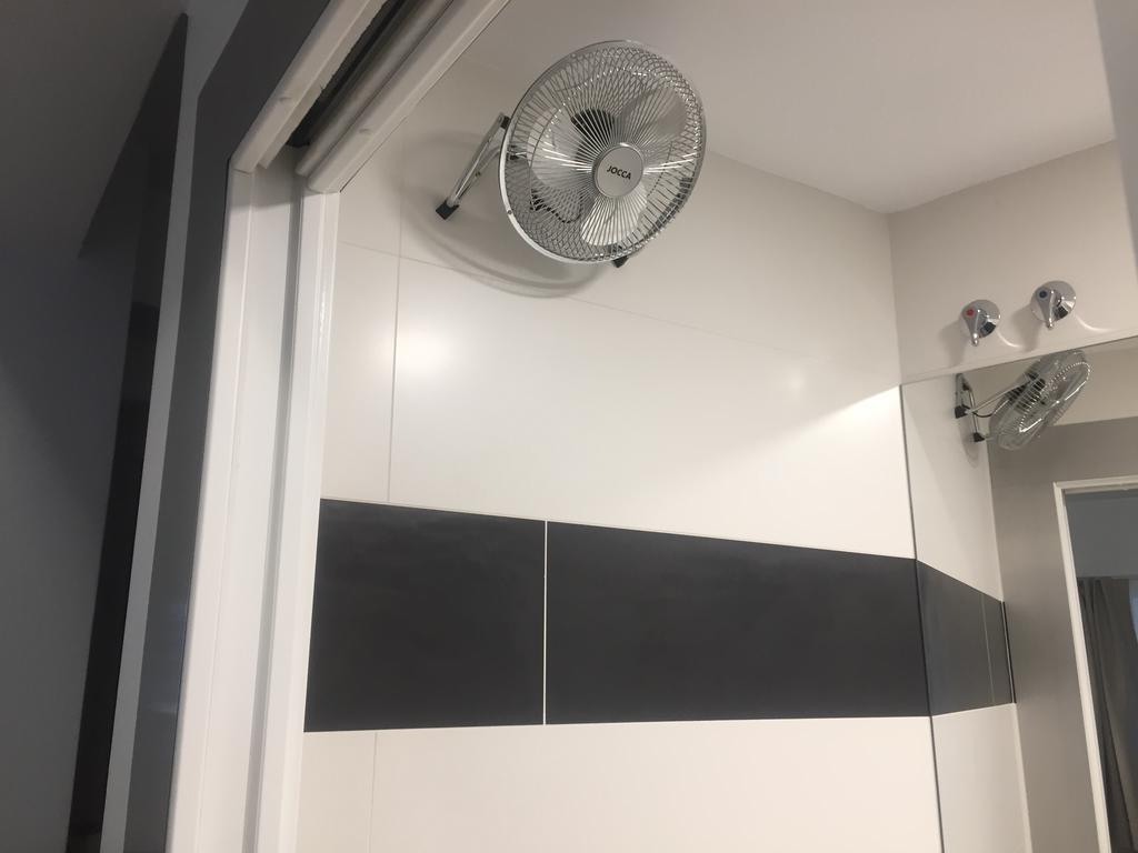 Hostal Boutique Luna De Gavin 쿠엘라 외부 사진